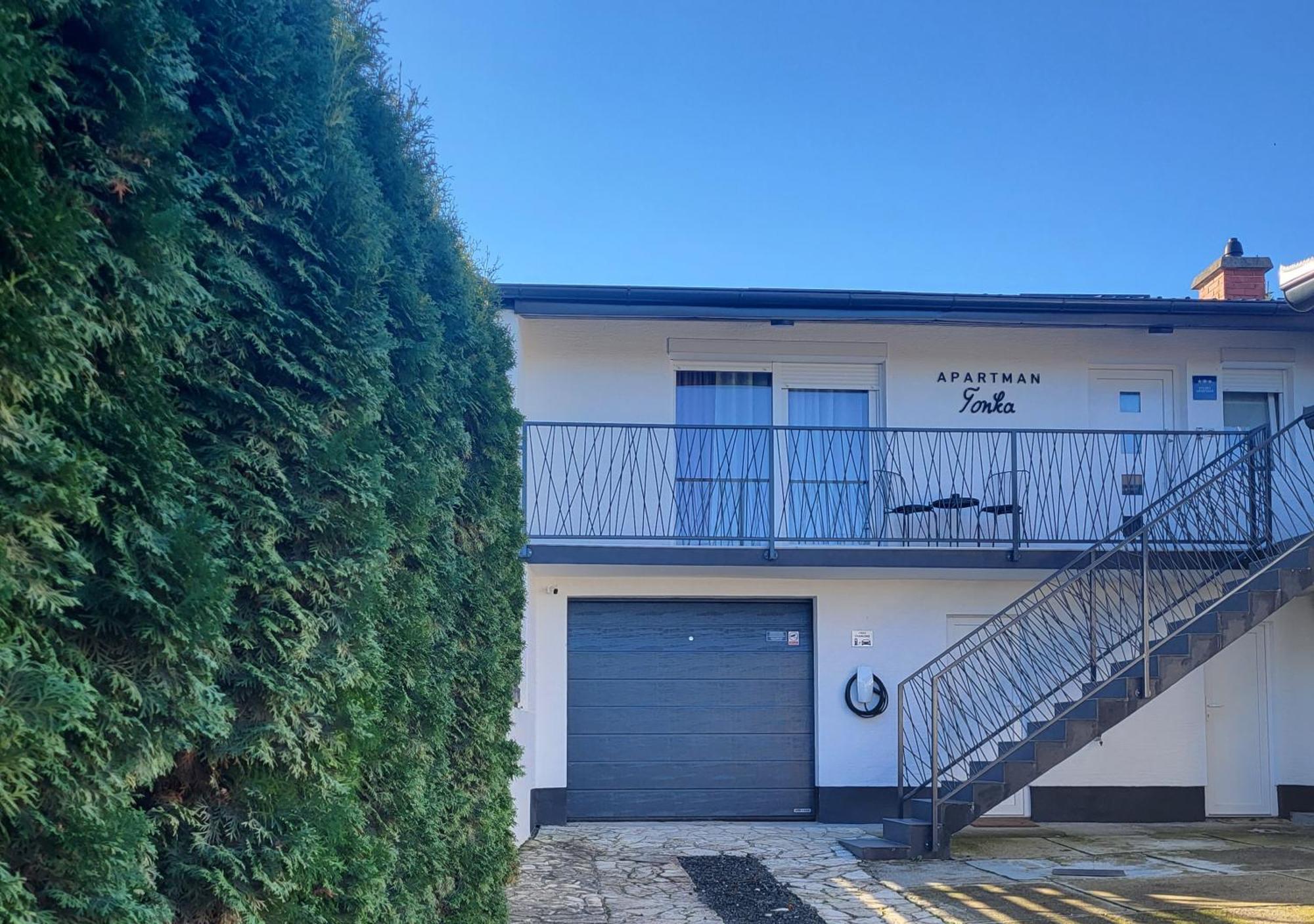 Tonka Studio Apartman Križevci Dış mekan fotoğraf
